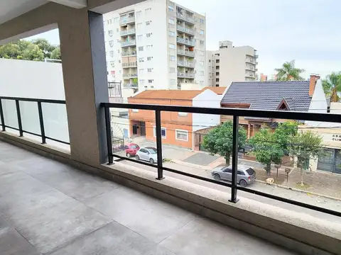 Departamento 4 ambientes con 3 baños