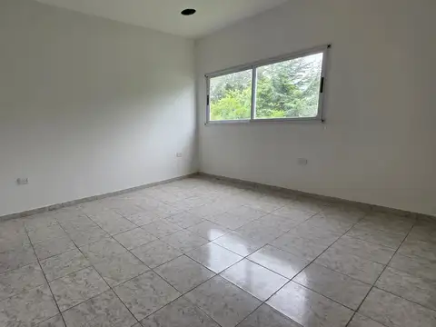 Oficina en alquiler ubicado en Canning