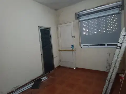 CASA EN VENTA 3 AMB. BRAGADO 6000 WILDE
