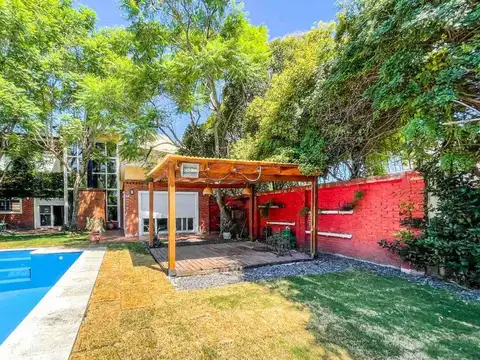 CASA EN VENTA RINGUELET.PERMUTAS. LA PLATA