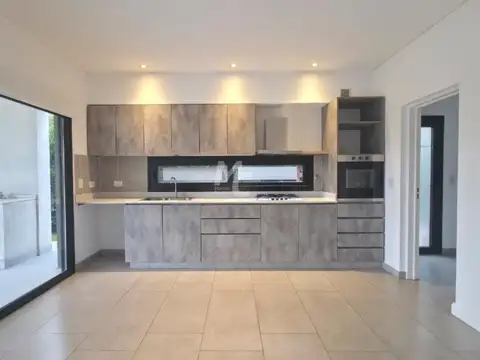 Casa en Alquiler al Norte