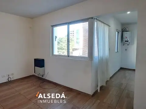Departamento en Alquiler en Abasto, $ 430.000