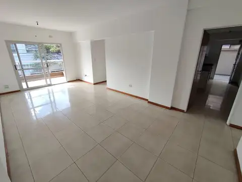 Venta - Departamento - 3 Amb - Balcon - Patio - Parrilla - Apto Credito - Villa Luro - Permuta