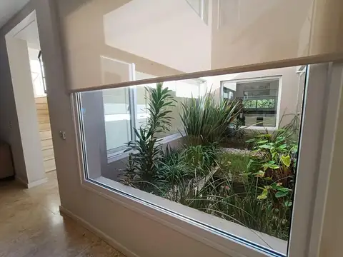Casa en Alquiler en Ayres Plaza, USD 3.000