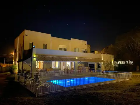 Casa en Venta en Zona Oeste, USD 580.000