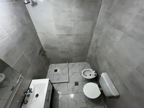 Depto Tipo Casa 2 ambientes con 1 baño