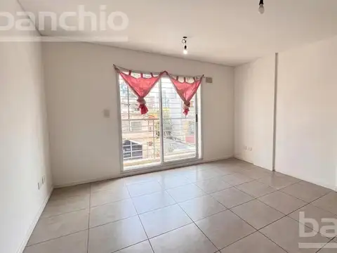 Venta Departamento Monoambiente con Balcón en República de la Sexta