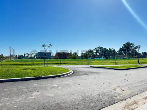 Venta de lote interno, Barrio Santa Sofía, Pilar del Este.