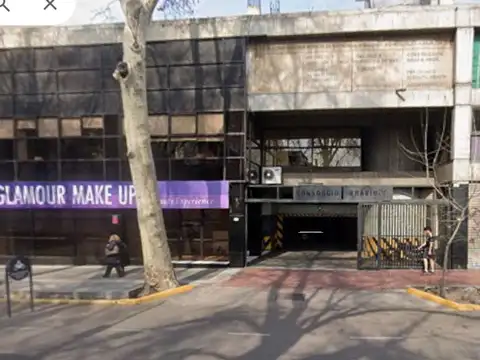Cocheras cubierta en primer piso