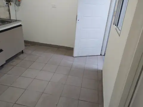 Galpon en Venta en Parque Chacabuco, USD 115.000