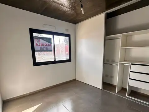 Departamento en Alquiler en Los Polvorines, $ 650.000