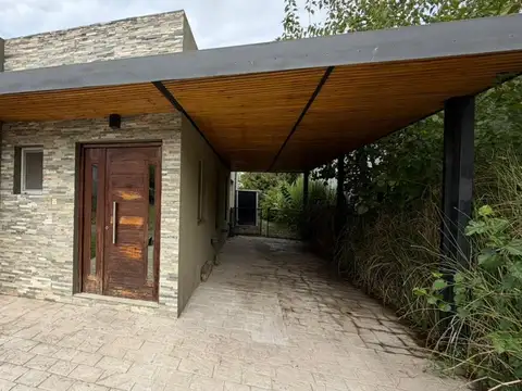 Venta casa tipo 4 ambientes parque pileta Pilar