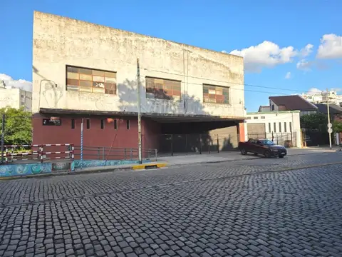 Avenida del Corro al 100