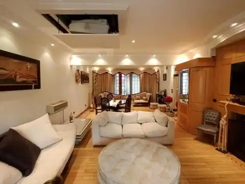 Casa 6 ambientes con 3 baños