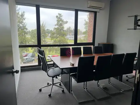 Oficina en Venta con 2 cocheras