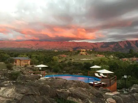 Hotel en Venta en Nono, USD 360.000