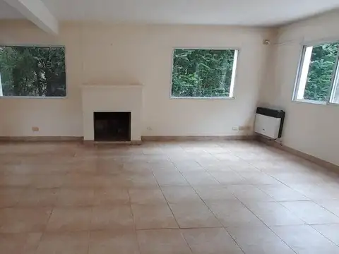 BARRIO ALAMO ALTO CASA EN VENTA 5 AMB