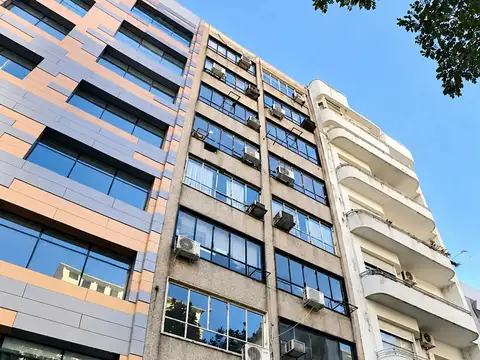 Adolfo Alsina 833, Piso 9, Depto 1