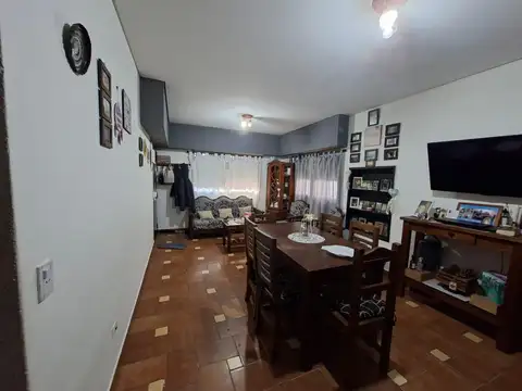 Casa en Venta en Garin-Centro, USD 95.000
