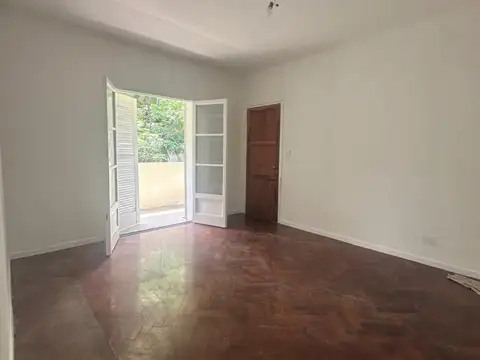 Avenida General Paz 5000, Piso 2