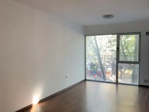44 e/ 2 y 3 Nº361 Piso 4ºA
