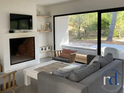Casa en Venta 3 Dormitorios con Pileta en Costa Esmeralda Barrio Senderos Barrio Privado