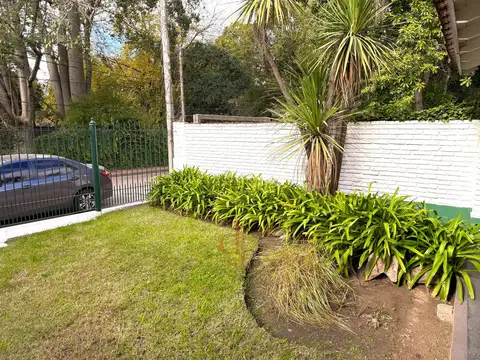 Casa en Venta en Adrogue, USD 240.000