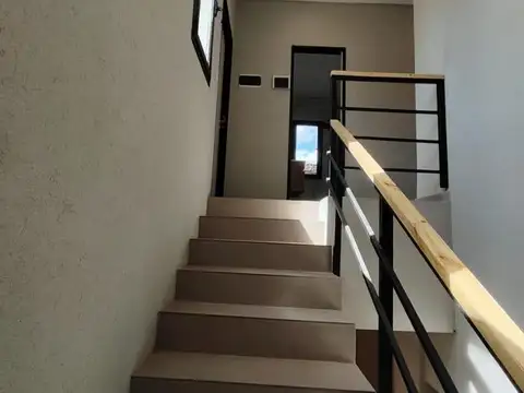 Departamento 4 ambientes con 4 baños