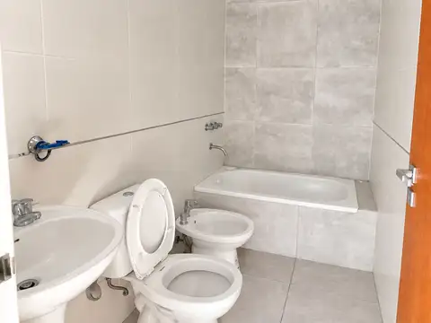 Departamento en Alquiler con 1 cocheras