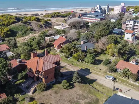 Casa en Alquiler Temporal en Valeria Del Mar, USD 6.000