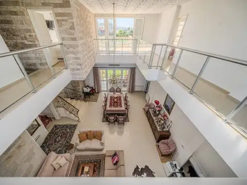 Casa en Venta en Quilmes, USD 1.199.000