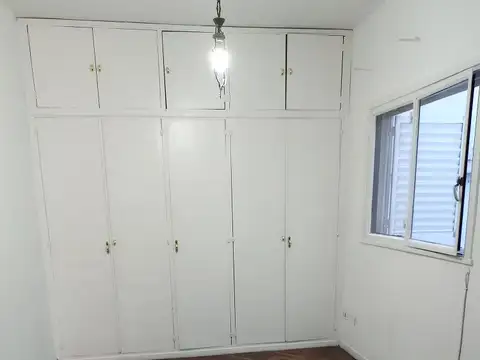 Departamento en Alquiler en Balvanera, $ 590.000