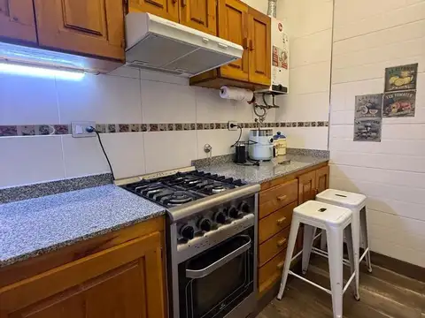 Depto Tipo Casa en Venta con 1 cocheras