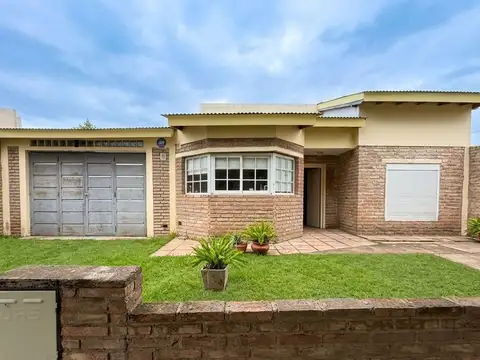 Casa en Juan Bautista Alberdi 2257