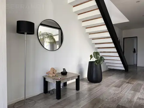 Casa en Alquiler en Villanueva, USD 3.000