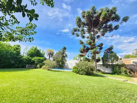 Terreno en Venta en Ingeniero Adolfo Sourdeaux, USD 168.000