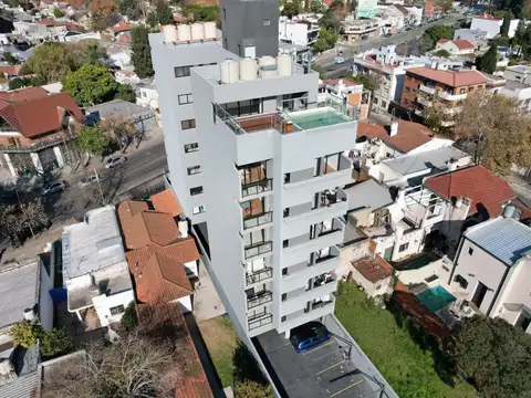 Departamento de 2 ambientes con piscina en Temperley Este