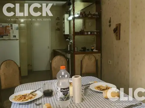 Casa 5 ambientes con 2 baños