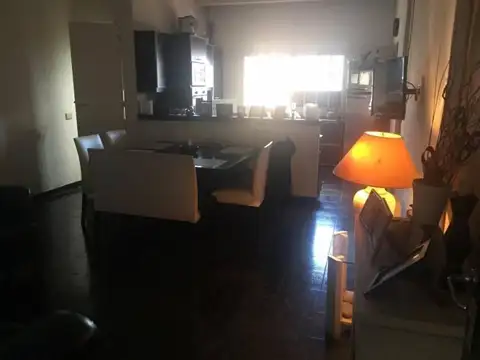 Pavón 2700, Piso 1
