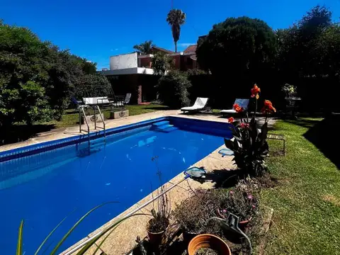 Casa en Venta en Granja De Funes, USD 279.000