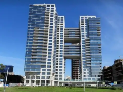 Av Del Libertador 100