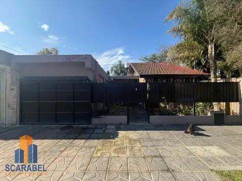 VENTA CASA 5 AMBIENTES – MERLO