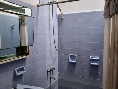 Casa  4 Amb. a Metros de Av. San Martin en Caseros