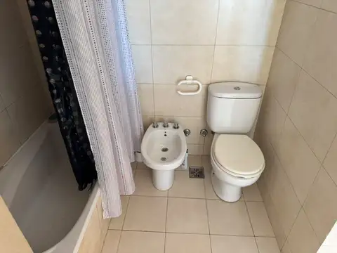 Departamento en Alquiler en Villa del Parque, $ 790.000