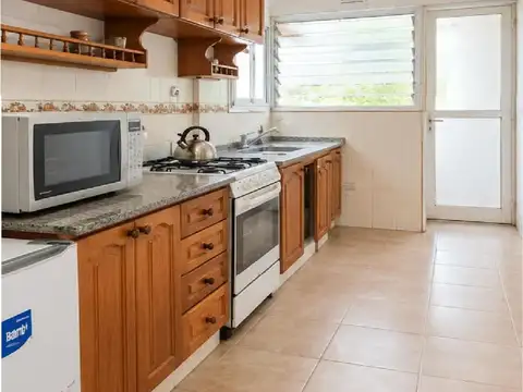 Departamento en Venta en Villa del Parque, USD 180.000