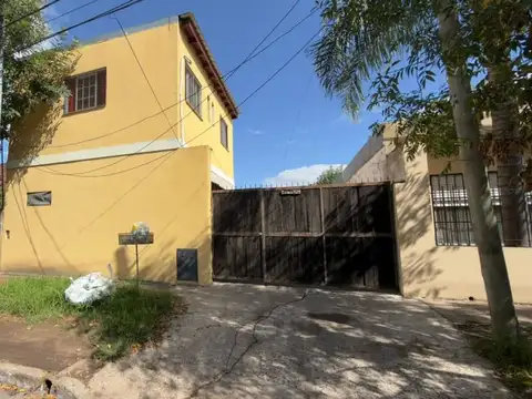 VENTA CASA 5 AMBIENTES EN SAN MIGUEL