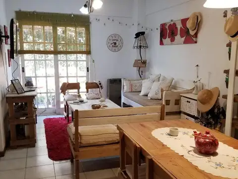 Tres de Febrero e/ Alberti y General Paz