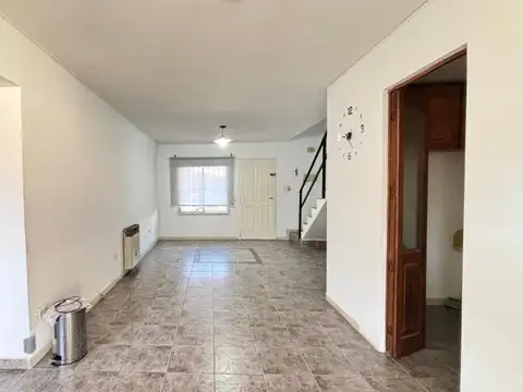 VENTA DUPLEX 3 AMBIENTES CON PARQUE Ranelagh