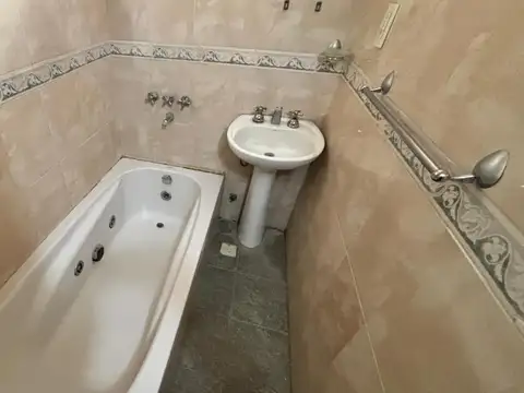 VENTA DUPLEX 3 AMBIENTES CON PARQUE Ranelagh