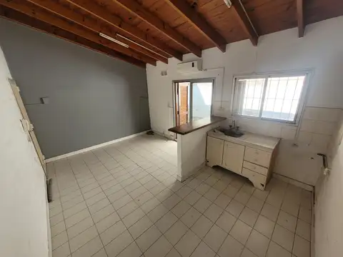 Depto Tipo Casa en Venta de 2 ambientes